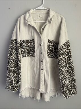 Women's Pol 2x Leopard off white cream Denim Jacket shacket 2xl button down